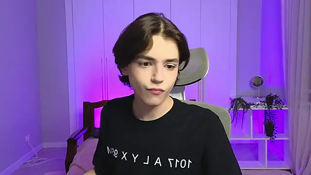 b0y fantasy online show from January 5, 2025, 7:07 pm