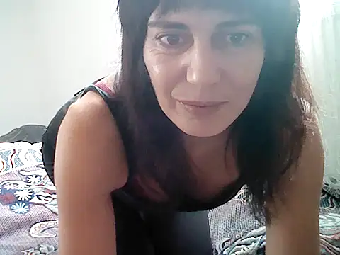 Snapshot of Amalia_Cori chatting on February 16, 2025, 12:10 pm Amalia Cori online show from February 16, 2025, 12:10 pm