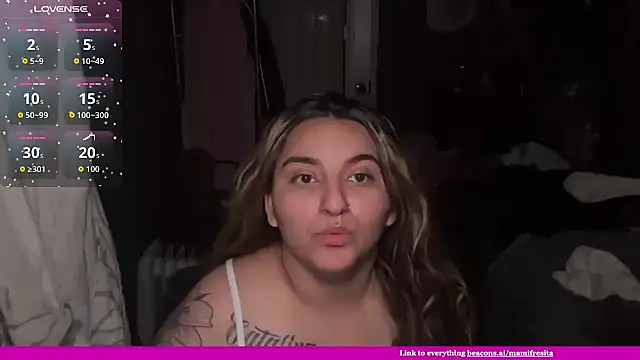 Snapshot of mamifresita chatting on April 20, 2026, 3:20 am mamifresita online show from April 20, 2026, 3:20 am