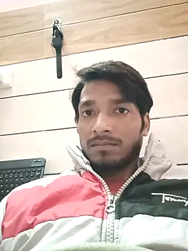 Snapshot of Tarun_0026 chatting on January 19, 2025, 1:12 pm Tarun 0026 online show from January 19, 2025, 1:12 pm
