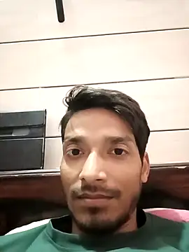 Snapshot of Tarun_0026 chatting on February 3, 2025, 4:20 pm Tarun 0026 online show from February 3, 2025, 4:20 pm