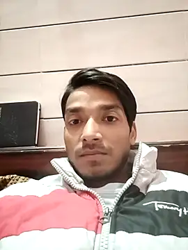 Snapshot of Tarun_0026 chatting on February 17, 2025, 2:37 pm Tarun 0026 online show from February 17, 2025, 2:37 pm