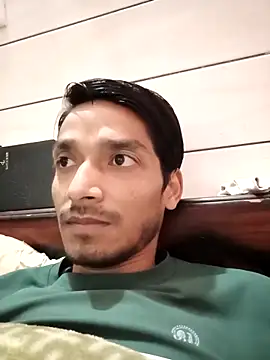 Snapshot of Tarun_0026 chatting on February 20, 2025, 4:14 pm Tarun 0026 online show from February 20, 2025, 4:14 pm