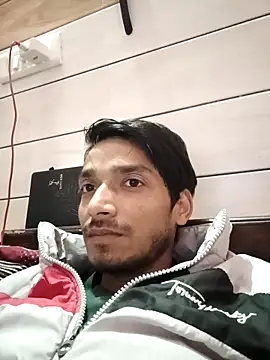 Snapshot of Tarun_0026 chatting on February 22, 2025, 2:19 pm Tarun 0026 online show from February 22, 2025, 2:19 pm