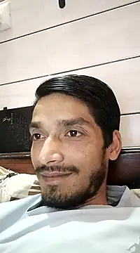 Snapshot of Tarun_0026 chatting on March 7, 2025, 3:18 pm Tarun 0026 online show from March 7, 2025, 3:18 pm