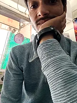 Snapshot of Tarun_0026 chatting on March 22, 2025, 5:49 am Tarun 0026 online show from March 22, 2025, 5:49 am
