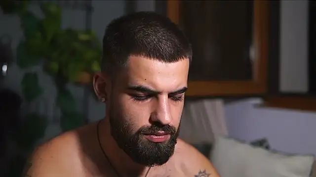 Snapshot of HairyRobxxx chatting on September 12, 2025, 11:48 pm HairyRobxxx online show from September 12, 2025, 11:48 pm