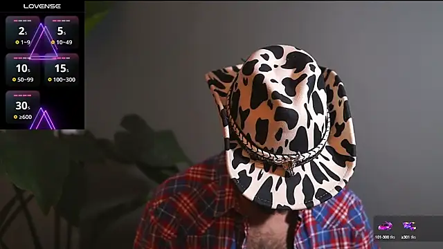 Snapshot of HairyRobxxx chatting on September 26, 2025, 7:07 pm HairyRobxxx online show from September 26, 2025, 7:07 pm