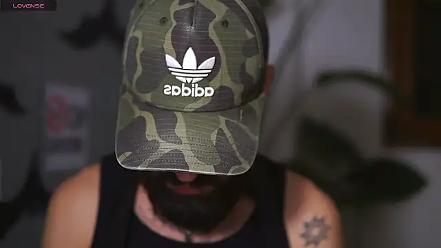 HairyRobxxx online show from November 6, 2025, 5:47 pm