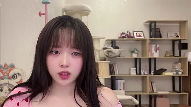 Snapshot of Chenjing0 chatting on November 11, 2025, 3:34 pm Chenjing0 online show from November 11, 2025, 3:34 pm