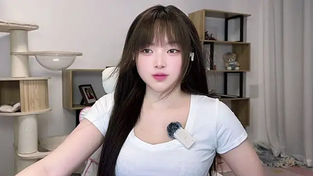 Chenjing0 online show from May 29, 2026, 12:25 pm