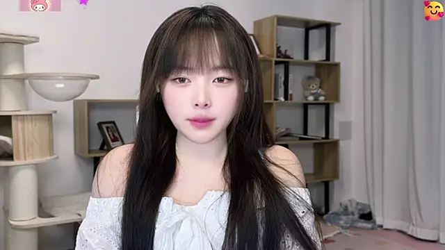 Chenjing0 online show from June 4, 2026, 12:22 pm