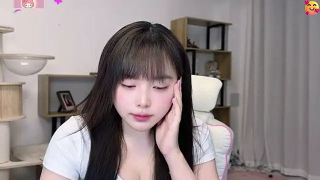 Chenjing0 online show from June 8, 2026, 12:16 pm