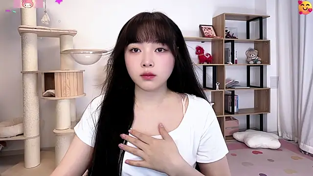 Chenjing0 online show from July 9, 2026, 12:42 pm