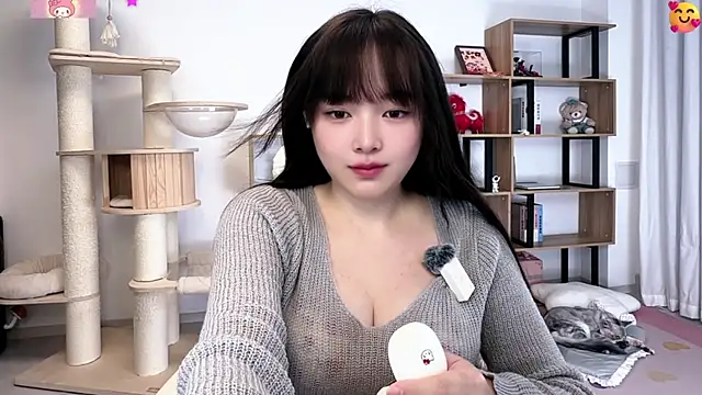 Chenjing0 online show from July 12, 2026, 12:18 pm