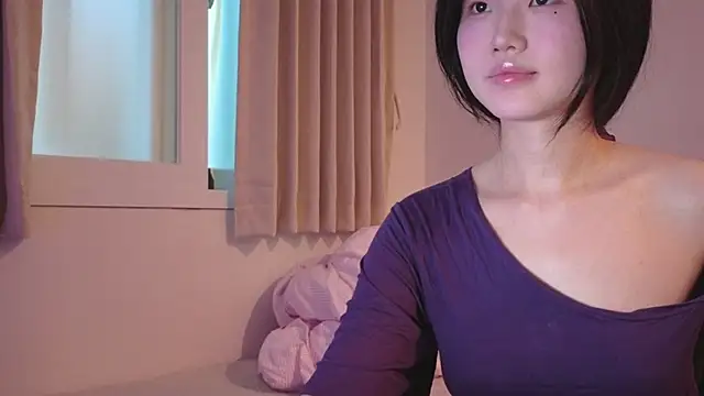 sugaviolet online show from March 20, 2025, 9:46 pm