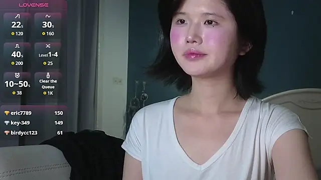 sugaviolet online show from September 10, 2025, 11:32 am