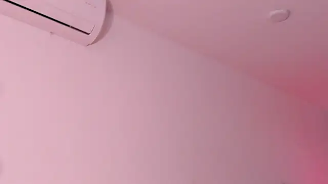 LiaCathaleya online show from September 18, 2025, 3:03 pm