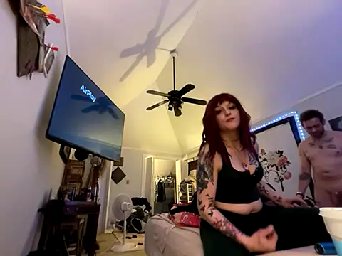 Snapshot of damselaintstressn chatting on November 7, 2025, 10:59 am damselaintstressn online show from November 7, 2025, 10:59 am