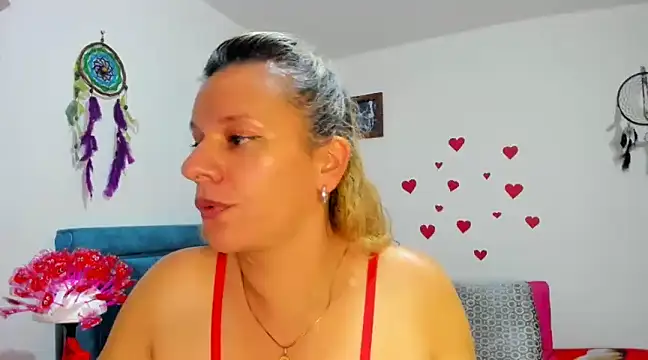 sofi saliva2511 online show from February 14, 2025, 8:37 pm