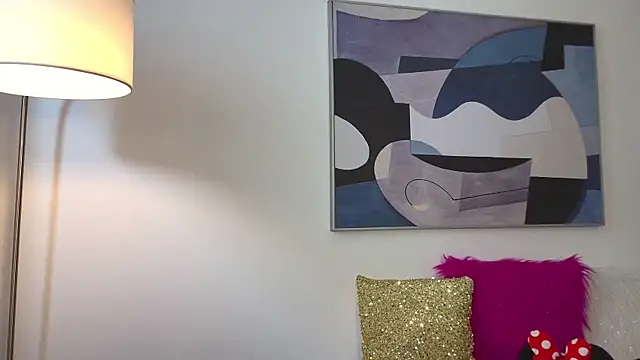 Snapshot of karina_warthon chatting on February 1, 2025, 9:51 pm karina warthon online show from February 1, 2025, 9:51 pm