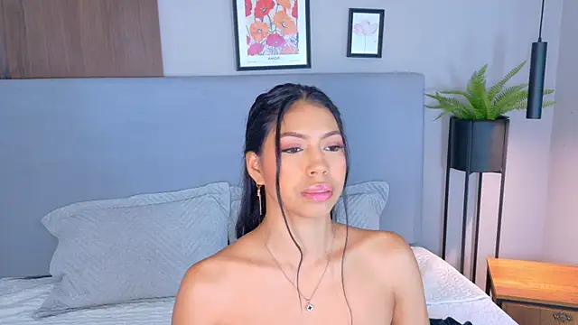AbieHills online show from May 8, 2026, 12:21 pm