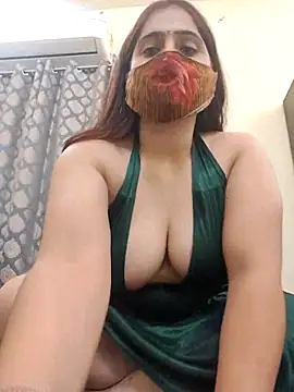 shreya1765 online show from October 30, 2025, 10:49 am