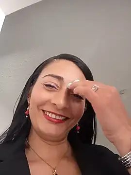 BELLA--26 online show from January 14, 2025, 2:11 pm