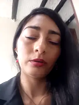 BELLA--26 online show from January 14, 2025, 5:12 pm