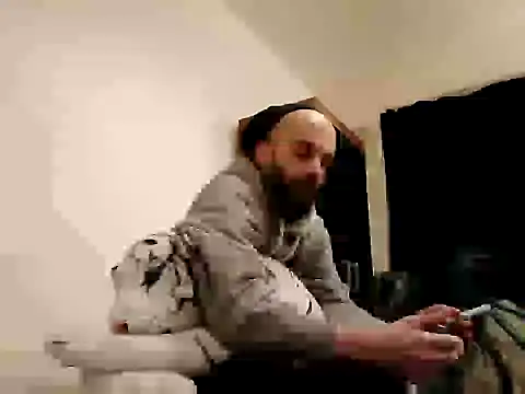 calacalacala online show from February 3, 2025, 9:18 pm
