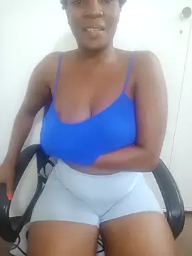 Snapshot of FATPUSSIE chatting on January 24, 2025, 9:05 pm FATPUSSIE online show from January 24, 2025, 9:05 pm