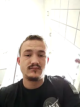 frankthefuck69 online show from February 1, 2026, 12:37 pm