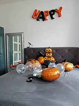 Snapshot of SexyJoanne chatting on October 24, 2025, 1:07 pm SexyJoanne online show from October 24, 2025, 1:07 pm