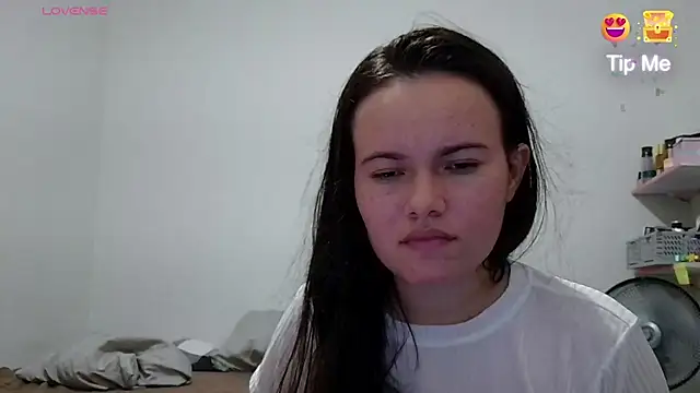 camillebr online show from January 29, 2025, 11:56 pm