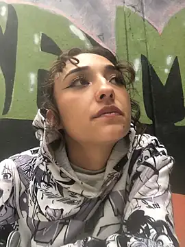 Snapshot of NickiYoung chatting on February 11, 2025, 3:40 pm NickiYoung online show from February 11, 2025, 3:40 pm