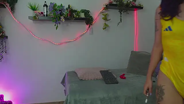 bri cullen online show from June 18, 2026, 1:39 am