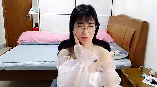 Strawberry baby online show from January 13, 2025, 2:00 pm