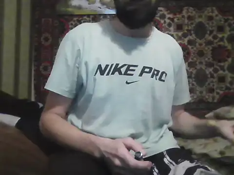 AlferezzSolvajo online show from September 15, 2025, 12:49 pm