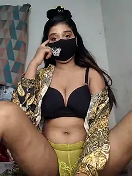 Beauty Queen02 online show from March 6, 2025, 6:05 pm