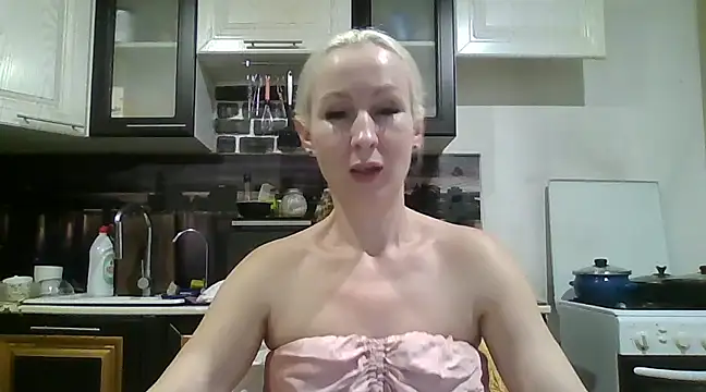 Snapshot of Mariana_har777 chatting on January 8, 2025, 7:45 pm Mariana har777 online show from January 8, 2025, 7:45 pm