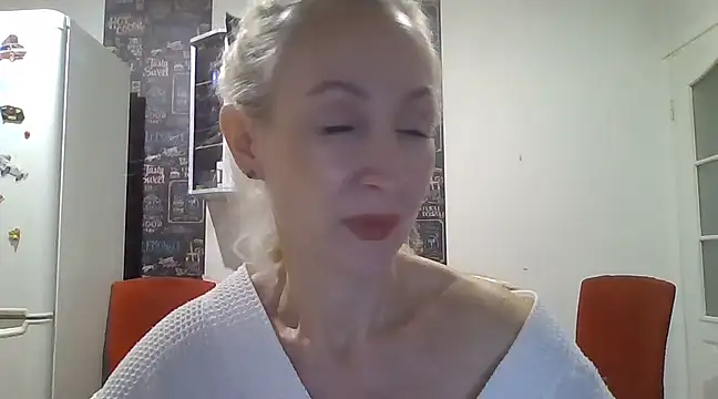 Snapshot of Mariana_har777 chatting on January 23, 2025, 12:04 am Mariana har777 online show from January 23, 2025, 12:04 am