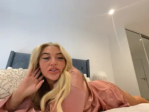 TastyTiffanyy online show from January 30, 2025, 3:08 pm