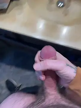 coreyl9718 online show from January 31, 2026, 7:11 pm