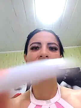 Anniee x online show from September 19, 2025, 1:34 pm