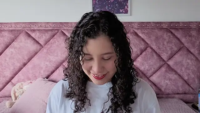 Snapshot of Charlotte__Miller chatting on September 26, 2025, 11:25 am Charlotte  Miller online show from September 26, 2025, 11:25 am