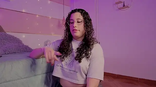 Charlotte  Miller online show from February 18, 2026, 11:50 am