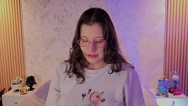 Charlotte  Miller online show from June 6, 2026, 11:59 am
