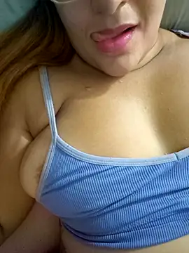 AliceRuivinha2 online show from March 12, 2025, 10:07 pm