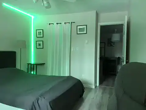 Snapshot of HappyIva chatting on September 20, 2025, 8:43 pm HappyIva online show from September 20, 2025, 8:43 pm