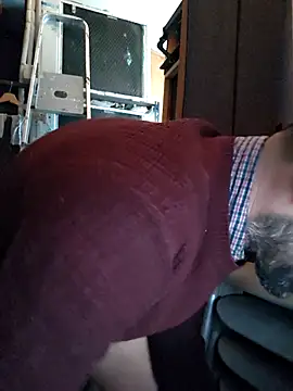 Snapshot of Patrickhound chatting on February 6, 2026, 3:37 pm Patrickhound online show from February 6, 2026, 3:37 pm